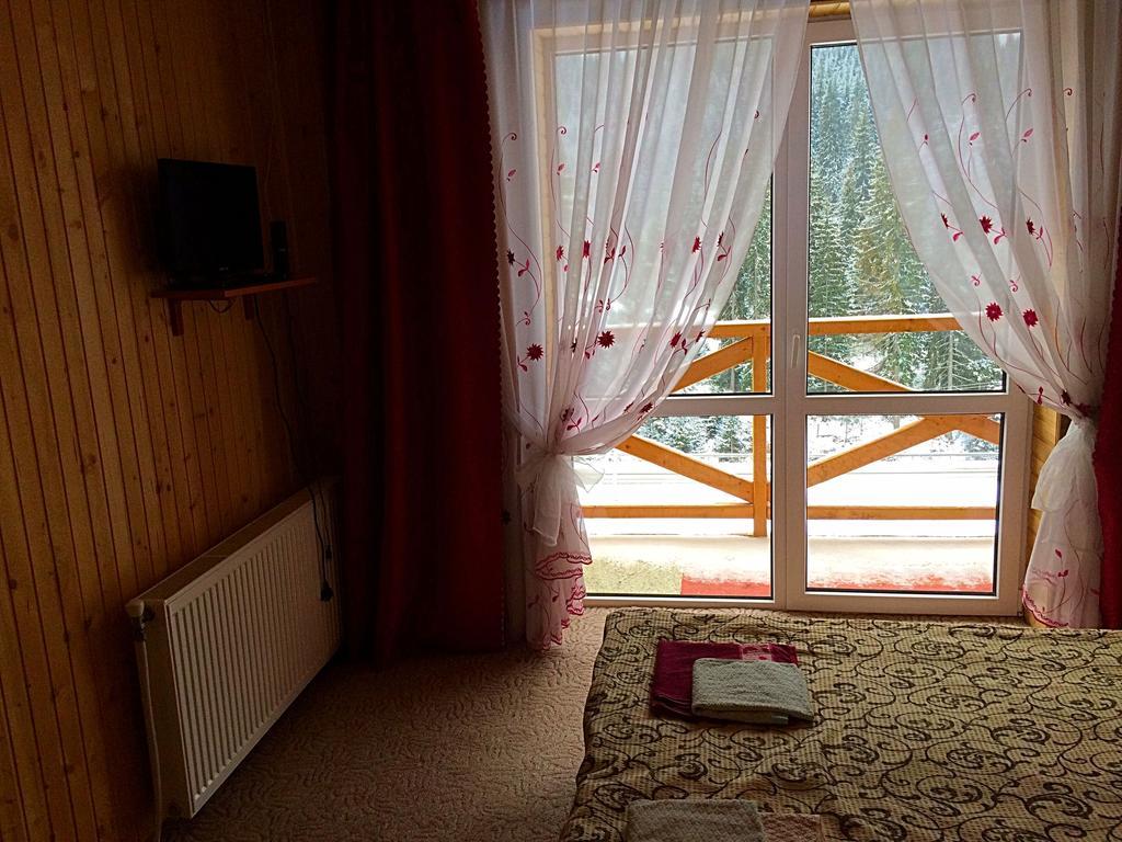 Dream House Hotel Yablunytsya Bagian luar foto